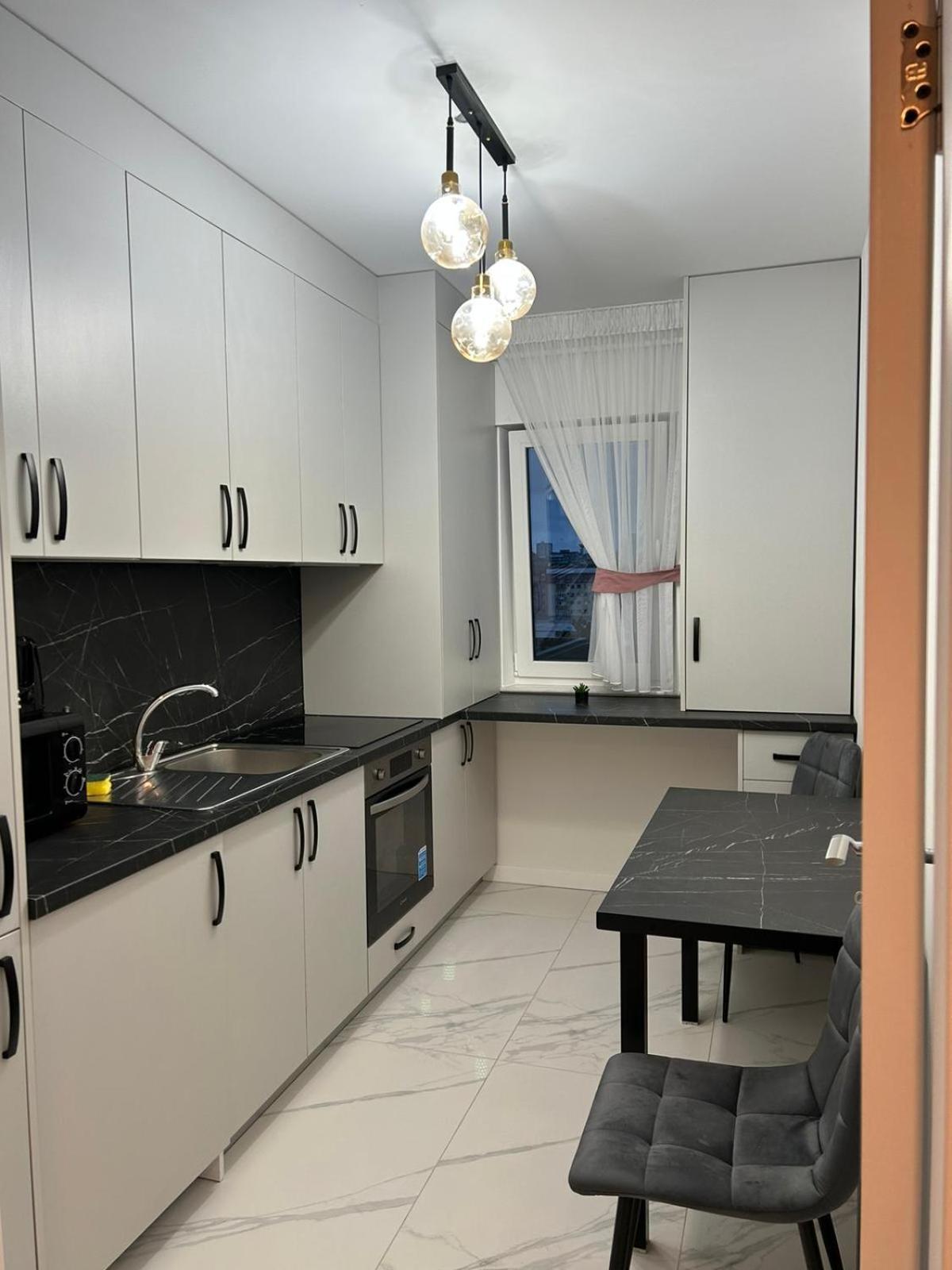 Exclusive Ultracentral Apartments And Studios #Enescu#Universitatii#Suceava Bagian luar foto